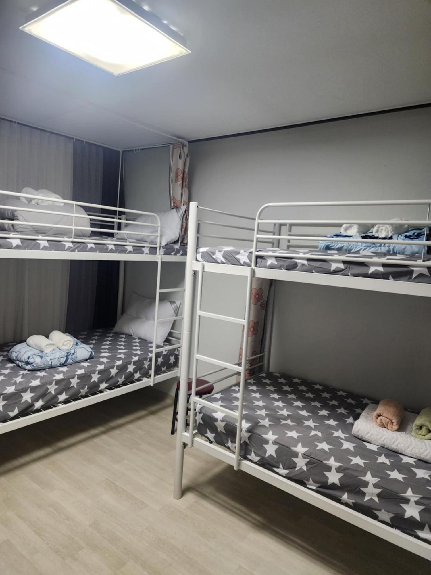 Disco Pangpang Guesthouse انشيون الغرفة الصورة