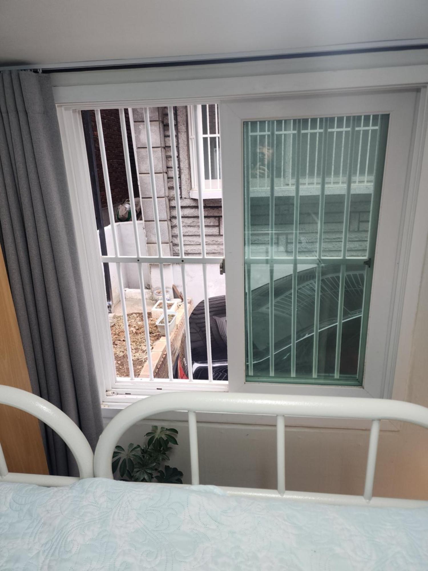 Disco Pangpang Guesthouse انشيون الغرفة الصورة